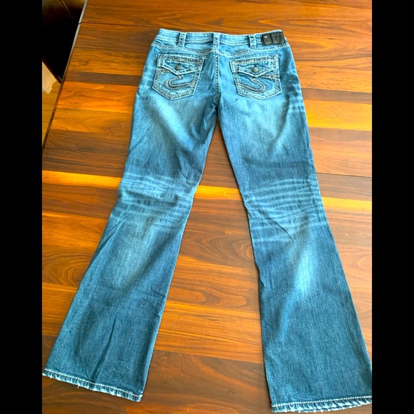 SILVER AIKO mid rise bootcutđź‘– jeans - Picture 2 of 6